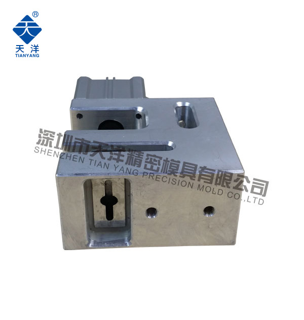 30X6X9mm氣動打孔機(jī)