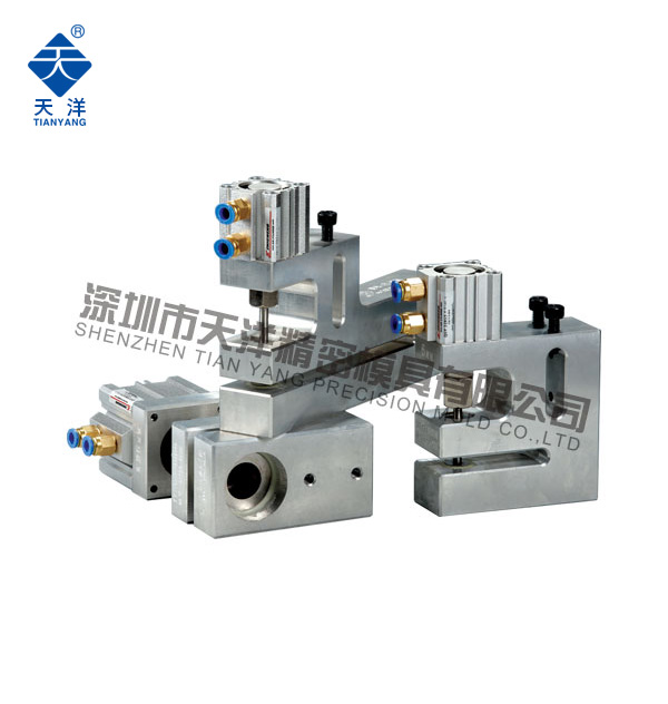 圓孔氣動(dòng)打孔機(jī)
