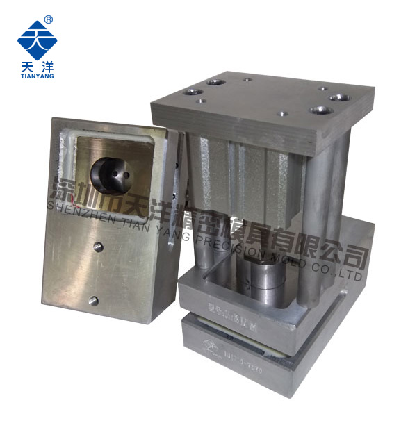 異型氣動(dòng)打孔機(jī)