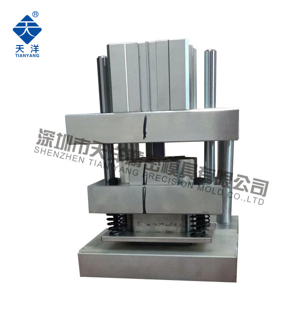 80X20插齒式氣動(dòng)打孔機(jī)  斷點(diǎn)3連1